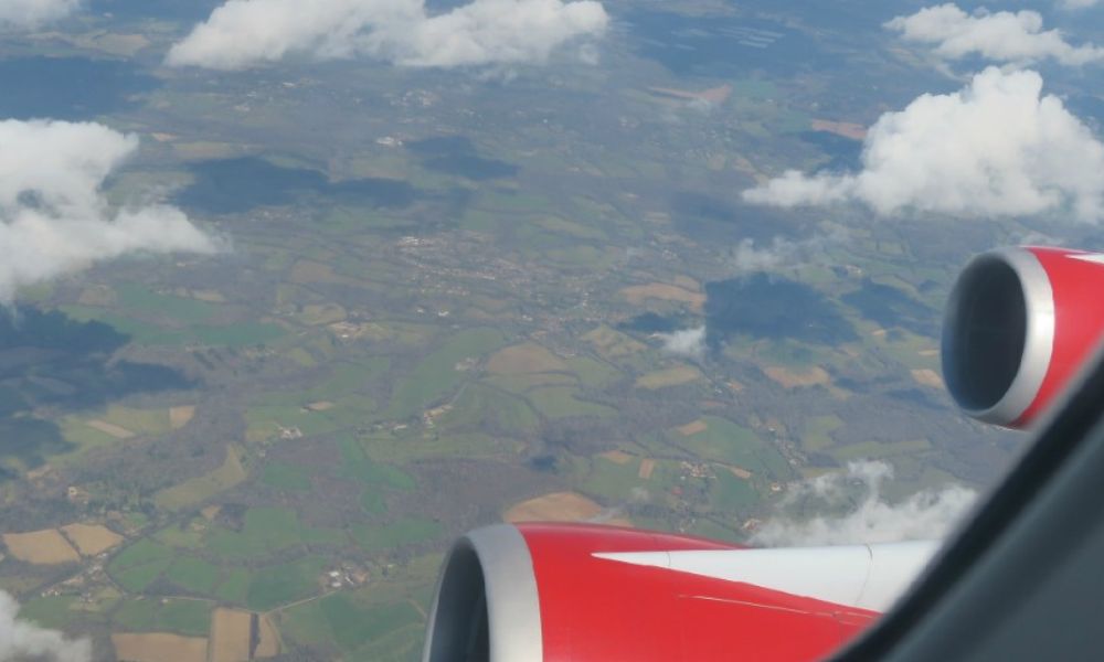 looking out an aeroplane windwo