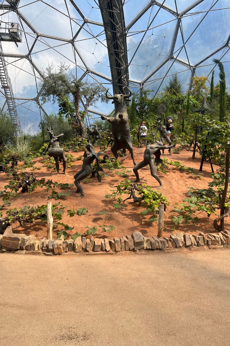 statues in Mediterranean Biome