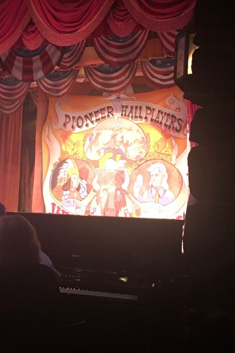 Pioneer Hall Players sign